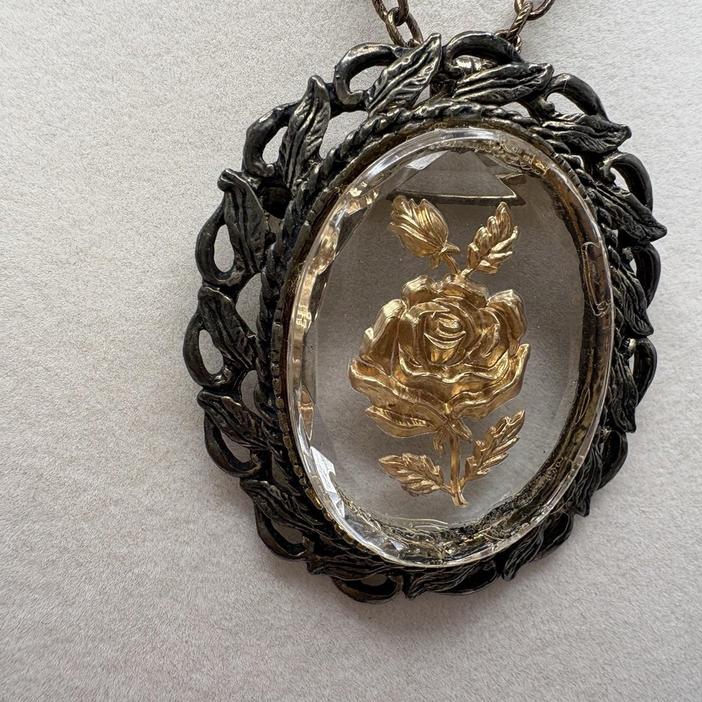 Vintage Reverse Carved Glass Floral Cameo Pendant Victorian Revival Bronze - Picture 5 of 8